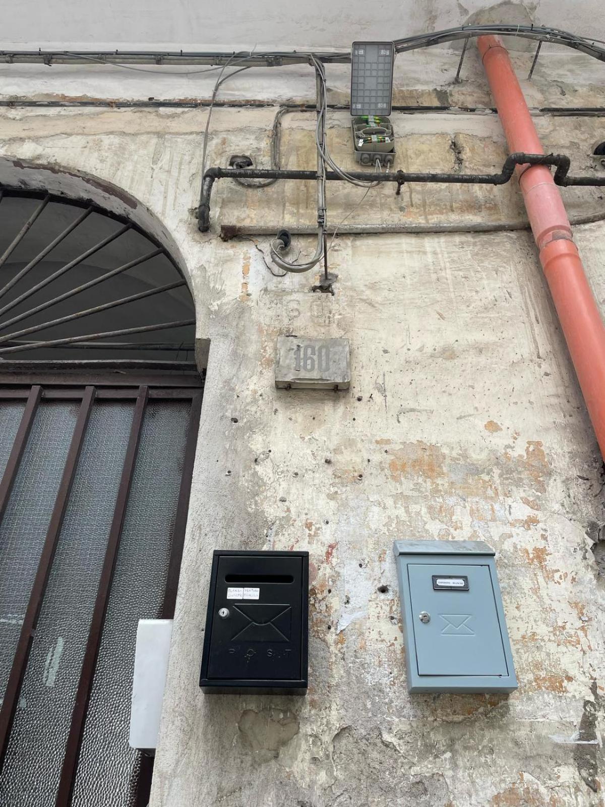 Charm E Chic Appartement Napels Buitenkant foto
